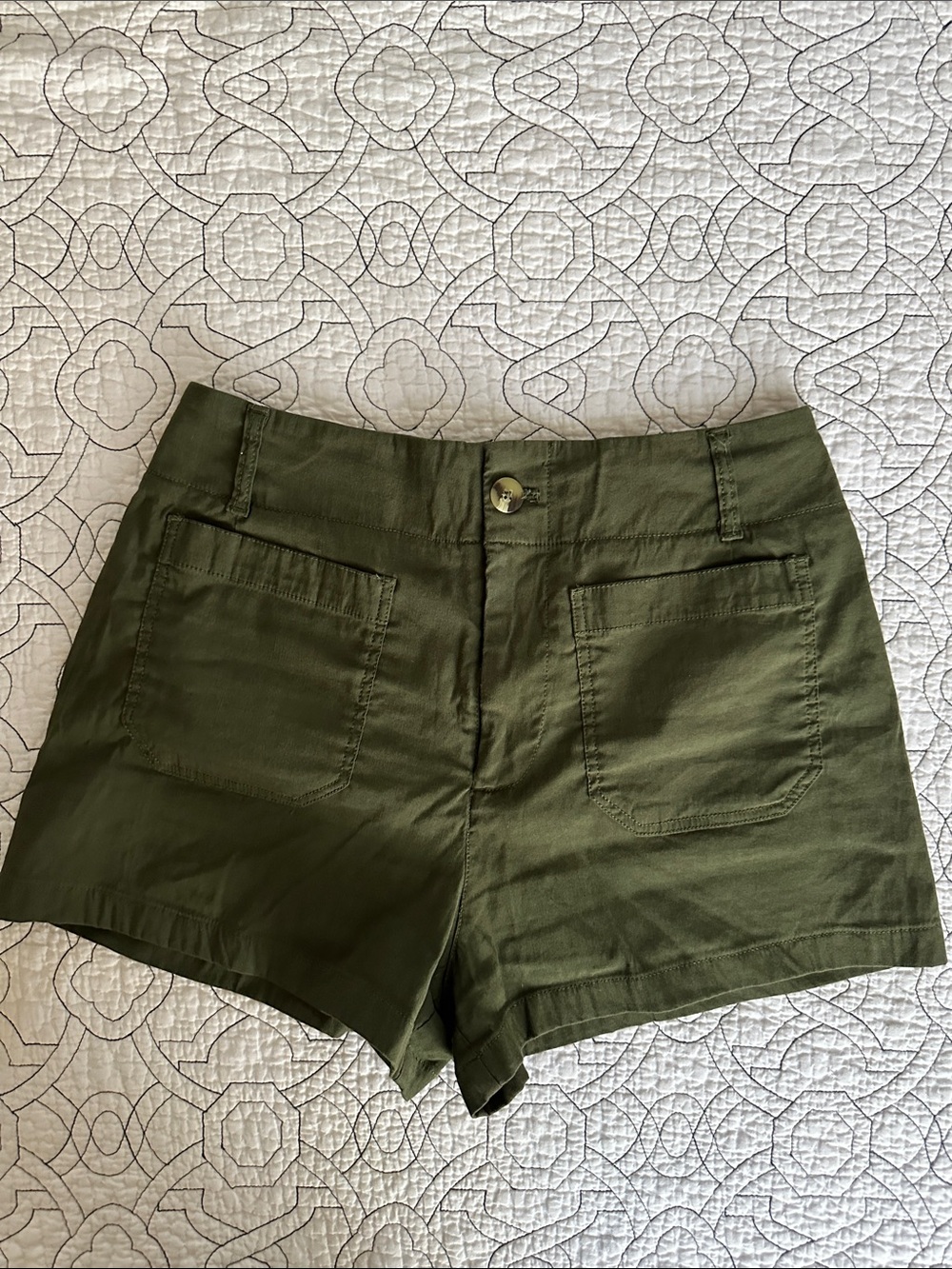 Anthropologie Maeve Olive Green Casual Cotton Shorts Size 29